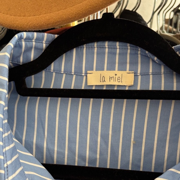 LA MIEL Blue and White Striped Button Down Shirt - Picture 3 of 5